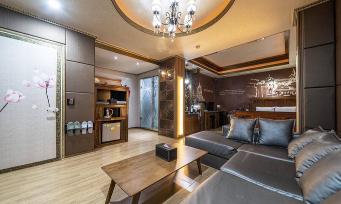 Wonju Hotel | Eco-Friendly Comfort at Wonju Ritz Carlton Hotel