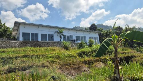 Wonogiri House | Family-Friendly Retreat at Wonogiri Rocks Awaits You
