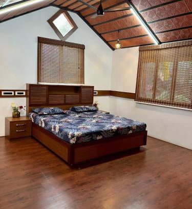 Coimbatore Villa | Wood House Near Isha And Karunya University by Shivalaya