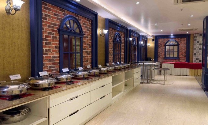 Anand Vihar Hotel | Cozy Woodapple Residency: Family-Friendly with Great Amenities