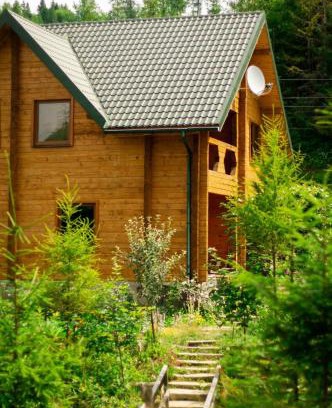 Plavya House | WoodDream: Guest Rated 10/10 with Fireplace & Hot Tub