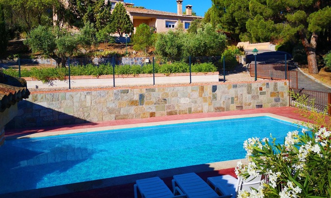 Toledo Ski Chalet | Tranquil Wooded Finca with Pool and Spa in Toledo