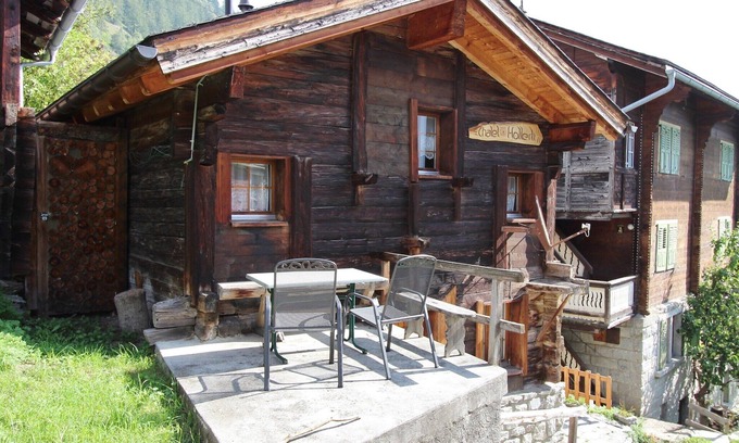 Betten Ski Chalet | Cozy Wooden Chalet in Betten Near Aletsch Arena