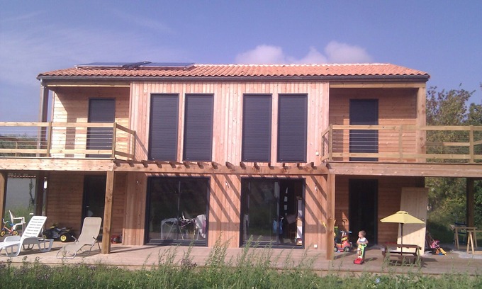 Saint Laurent de la Pree House | Cozy Wooden House Near Beach & Golf Course in St Laurent