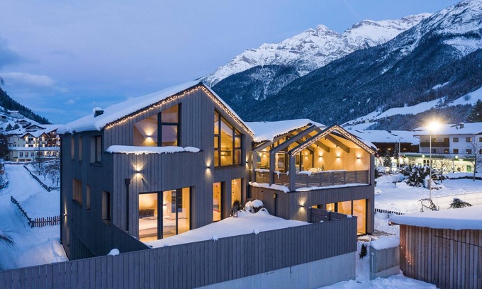 Neustift Im Stubaital House | Modern Wooden Cottage Perfect for Families and Groups