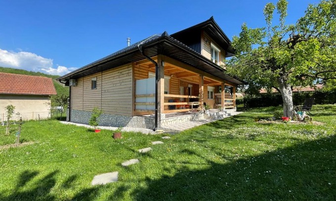 Krivoglavci Villa | Family-Friendly Wooden Villa Sarajevo with Top Guest Ratings