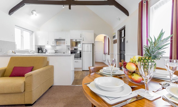 Milton Damerel House | Discover Woodford Bridge Country Club: Eco-Friendly Retreat