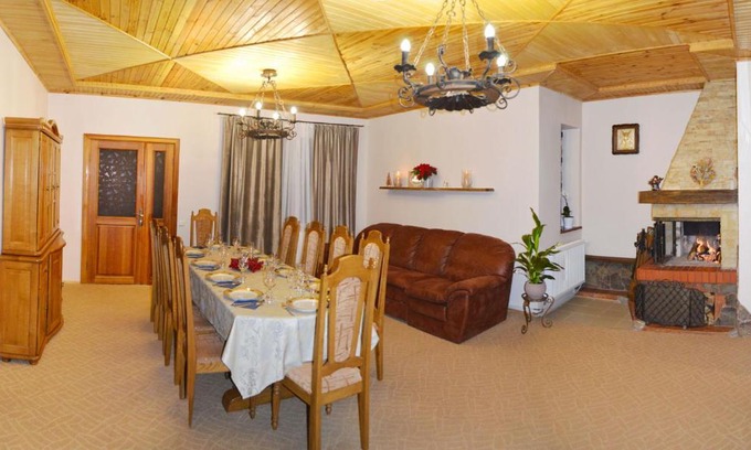 Yaremche House | Discover Woodland House: Pet & Child Friendly Retreat