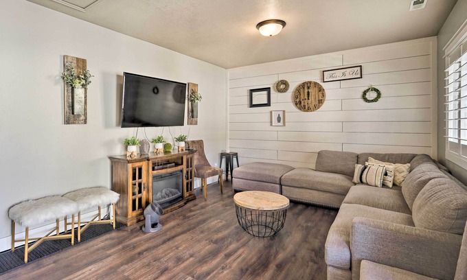 Woods Cross House | Cozy Woods Cross Vacation Rental with Hot Tub & Pet Friendly