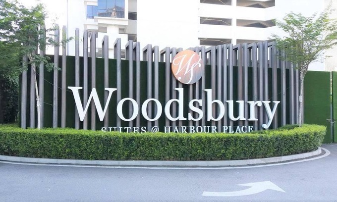 Kampung Bagan Dalam Apartment | Discover Woodsbury Suites: Poolside Retreat in Butterworth