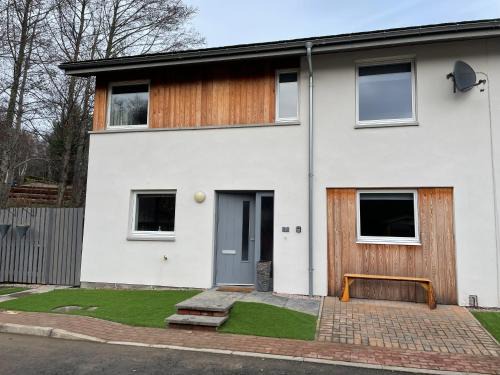 Aviemore House | Inviting Woodside Retreat Home in Scenic Aviemore