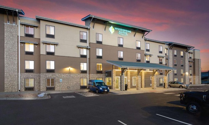 Broomfield Hotel | Pet-Friendly WoodSpring Suites in Broomfield-Westminster