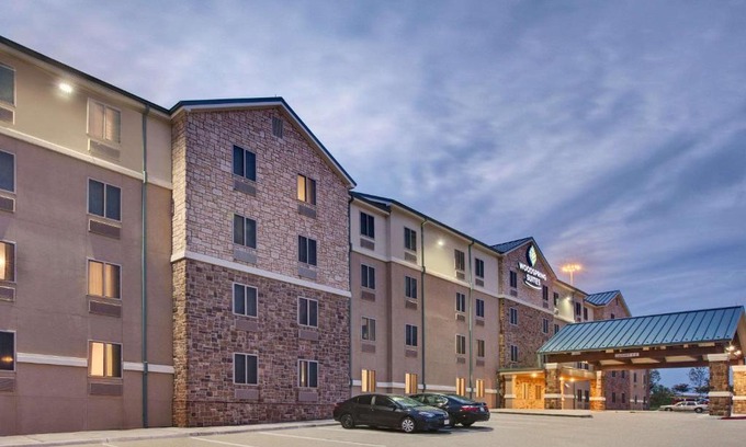 Las Colinas Hotel | Pet-Friendly WoodSpring Suites in Northwest Dallas