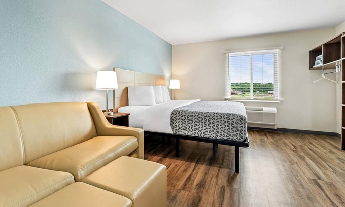 Prattville Hotel | WoodSpring Suites Prattville - Montgomery North