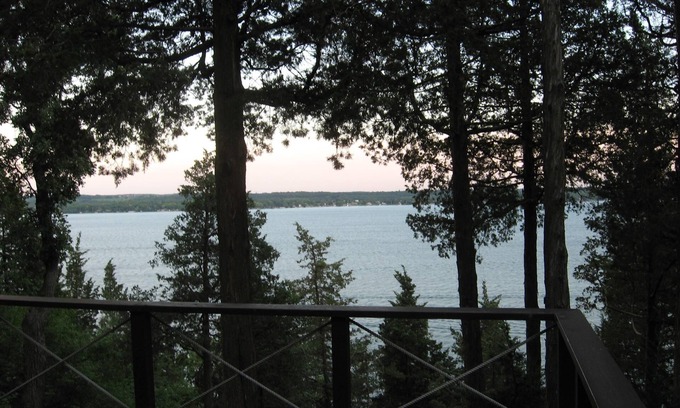 Green Lake Cabin | Scenic Lakefront Retreat with Spa and Kitchen Amenities