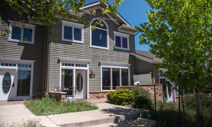 Stanley Hills Condo | Inviting Lodge-Style Condo with Breathtaking Rocky Views