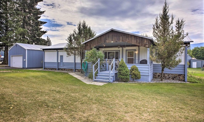 Trout Creek House | Scenic Riverfront Retreat with Spa and Pet-Friendly Options
