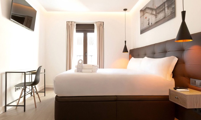 Centro House | Discover Woohoo Rooms Boutique Sol with Spa & Child-Friendly Amenities