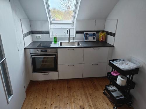 Eschweiler Apartment | Discover Modern Comfort at Work and Stay Dürwiß IaM
