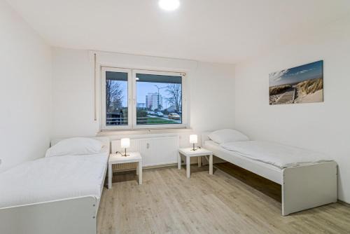 Bergkamen Apartment | Guest Rated 10/10: Balcony Retreat in Bergkamen