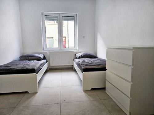 Troisdorf Apartment | Discover Comfort: Work & Stay in Troisdorf