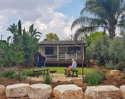 Ramat Tzvi House | Idyllic Workation Retreat in a Picturesque Village
