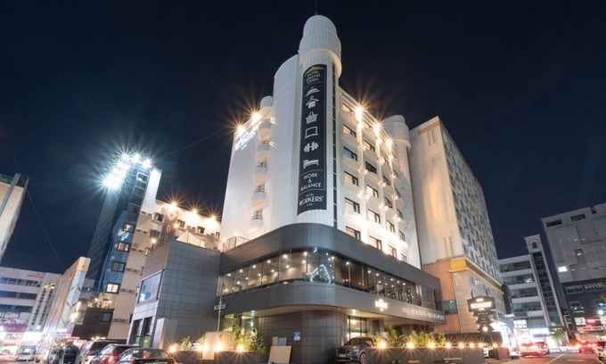 Seo-gu Hotel | Budget-Friendly Workers Hotel Daejeon with Breakfast Included