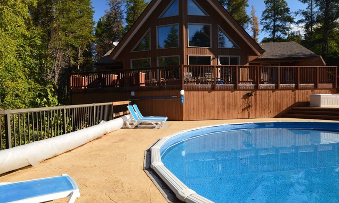 Lester Beach Cottage | Executive Oceanfront Retreat with Top Amenities & 9.8 Rating