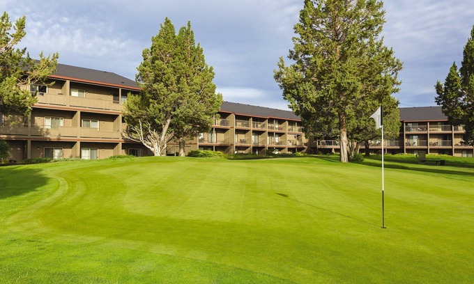 Redmond Resort | Unforgettable Fun and Excitement for Your Getaway!