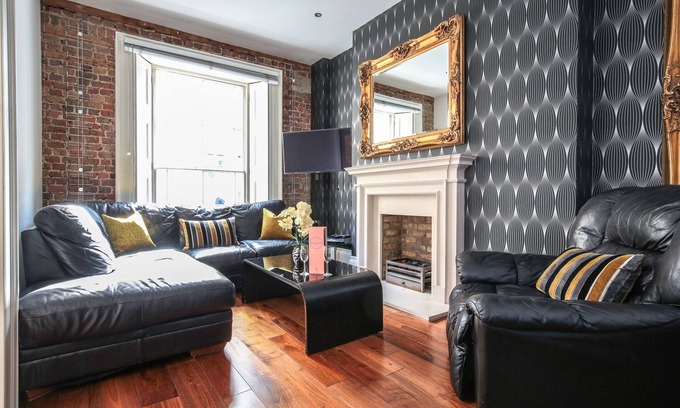 Mayfair Apartment | Prime Hanover Square Location with Pool and Spa Amenities