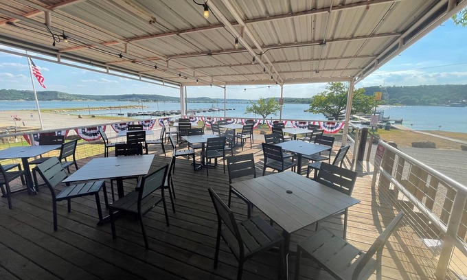 Graham Resort | Top-Rated Fox Hollow Resort with Family-Friendly Amenities