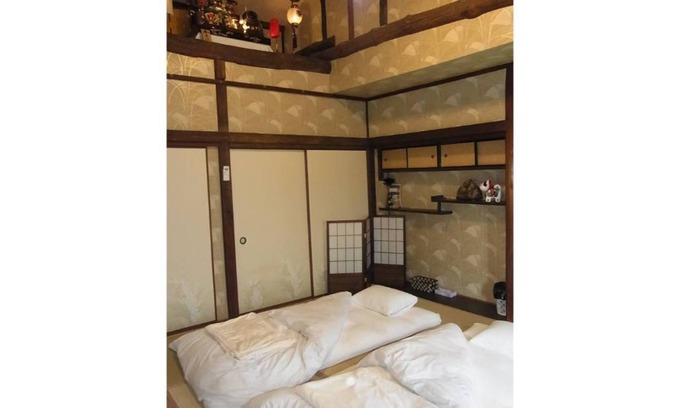 Sakyo Ward House | Visit Ginkaku-ji Temple: Cherry Blossoms & Spa Retreat