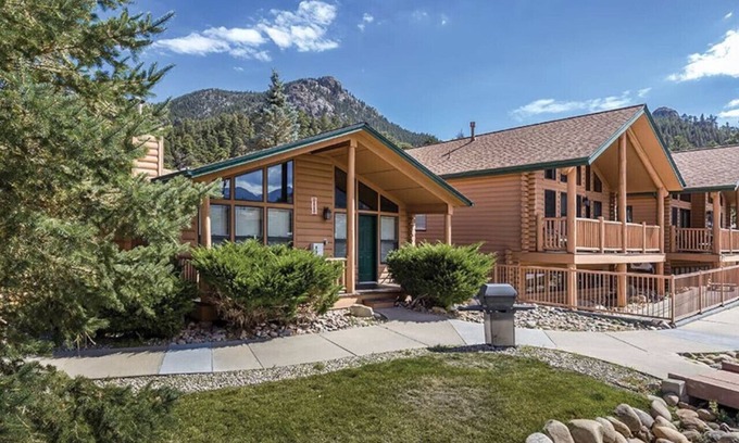 Estes Park Condo | Top-Rated Worldmark - Estes Park with Pool & Spa