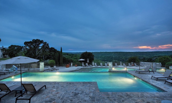 Ingram Hotel | Discover WorldMark Hunt at Stablewood Springs Resort