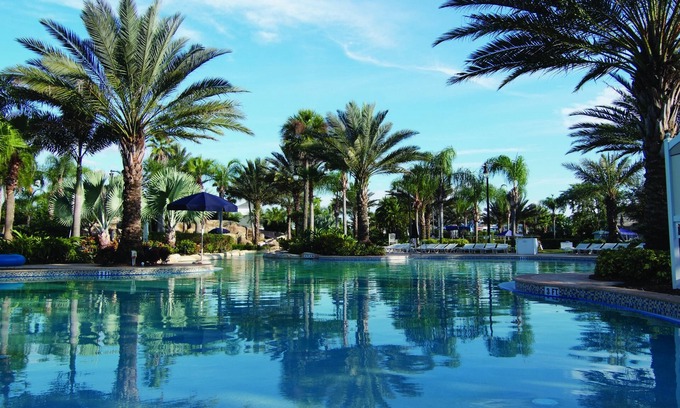 Reunion Resort | Inviting Club Wyndham Reunion: Top-Rated Stay with Spa & Pool