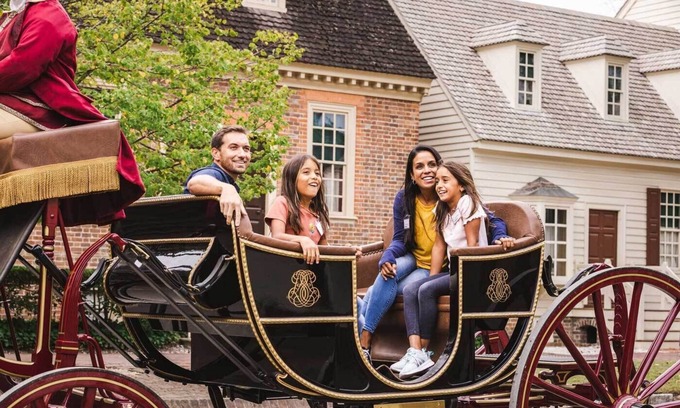Berkeley House | Comfortable 4BDR Townhouse Retreat at Historic Powhatan Resort