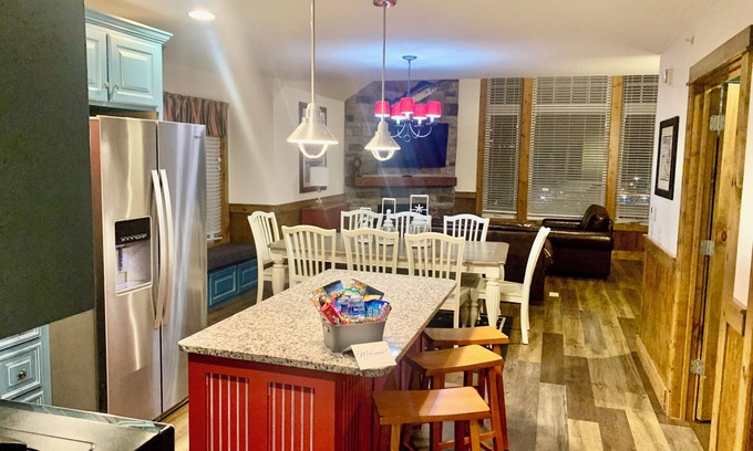 Branson Cottage | Discover Branson's Modern 4BDR Cottage with Game Room