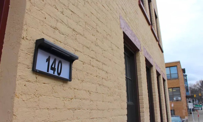 Downtown Albany Apartment | Bright Downtown Apartment - Walk to Attractions, Guest Rated 9.8