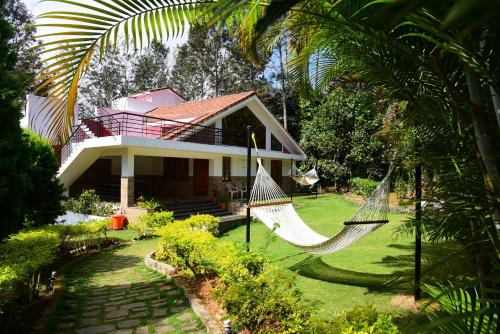 Yercaud Hotel | Enchanting Wow Bungalow with Child-Friendly Amenities