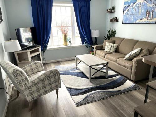 Hancock Apartment | Cozy Ski-In/Ski-Out Suite with Pool Access at Jiminy Peak
