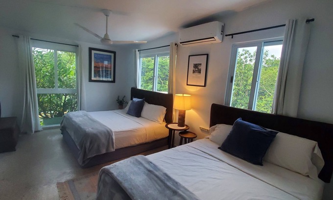 Trujillo Alto House | Convenient 8-Bedroom House Near SJU Airport & Beach