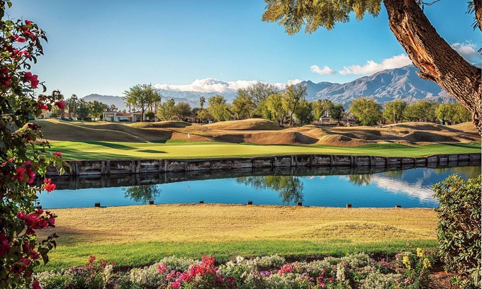 La Quinta Condo | Captivating Views at the 13th Hole on the Stadium Course