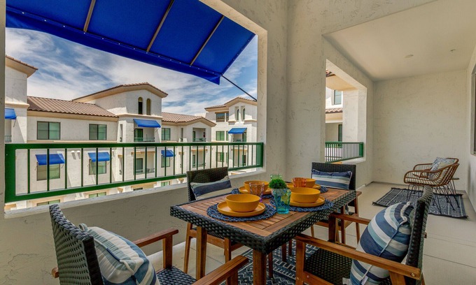 Ocotillo Condo | Exclusive Penthouse at Cays - Guest Rated 10/10 & Lake Views