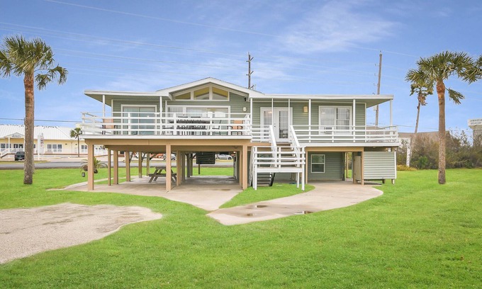 Jamaica Beach House | Beachfront Home in Jamaica with Wraparound Ocean-View Deck