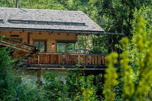 Grosskirchheim Ski Chalet | Experience Family Comfort at Wuidererhüttn, 4-Star Rated