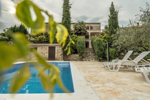 Vizinada House | Family-Friendly Retreat for 10 in Vižinada, Istria