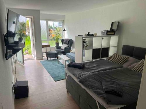 Erbenheim Apartment | Charming 1-Bedroom Apartment with Family-Friendly Amenities