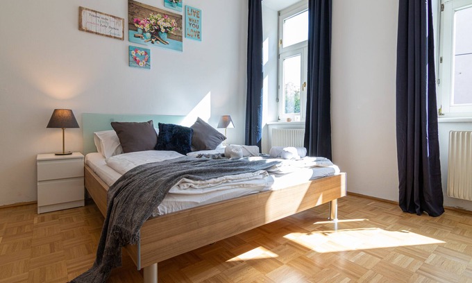 Favoriten House | Family-Friendly Apartment Near Vienna's Main Station