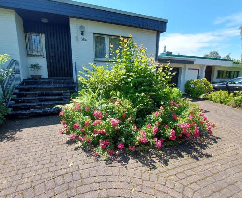 Wuppertal Apartment | Cozy Stay at Wuppertal Katernberg with Breakfast Included