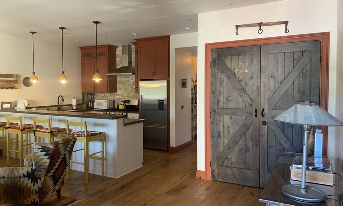 Los Alamos Apartment | Experience Wyatt Earp at Los Alamos Mercantile Hotel